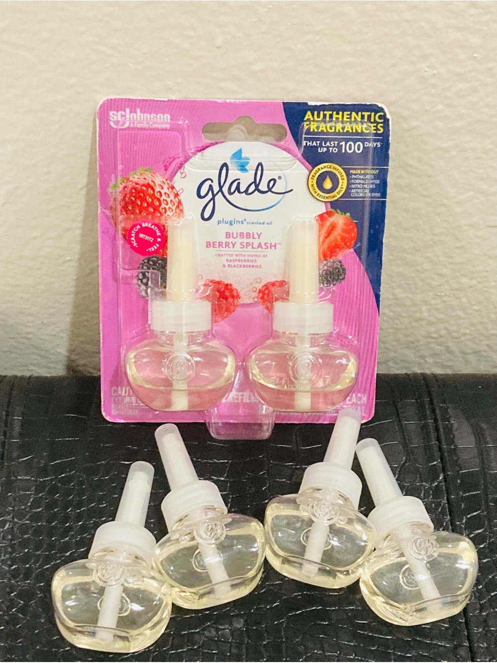1 NWT 2-Pack Glade Bubbly Berry Splash Plug-In Refills AND 4 UNKNOWN SCENTS